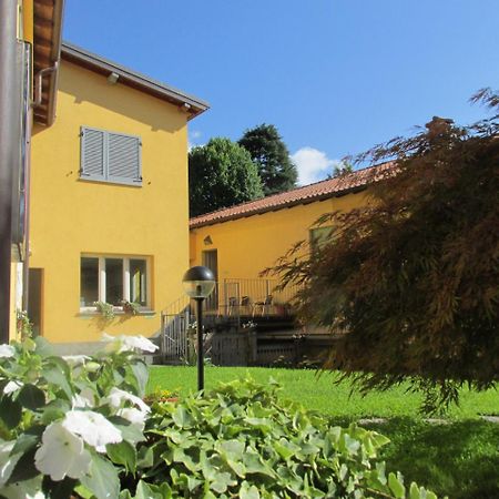 Ostello Residenza Molinatto Oggiono ภายนอก รูปภาพ