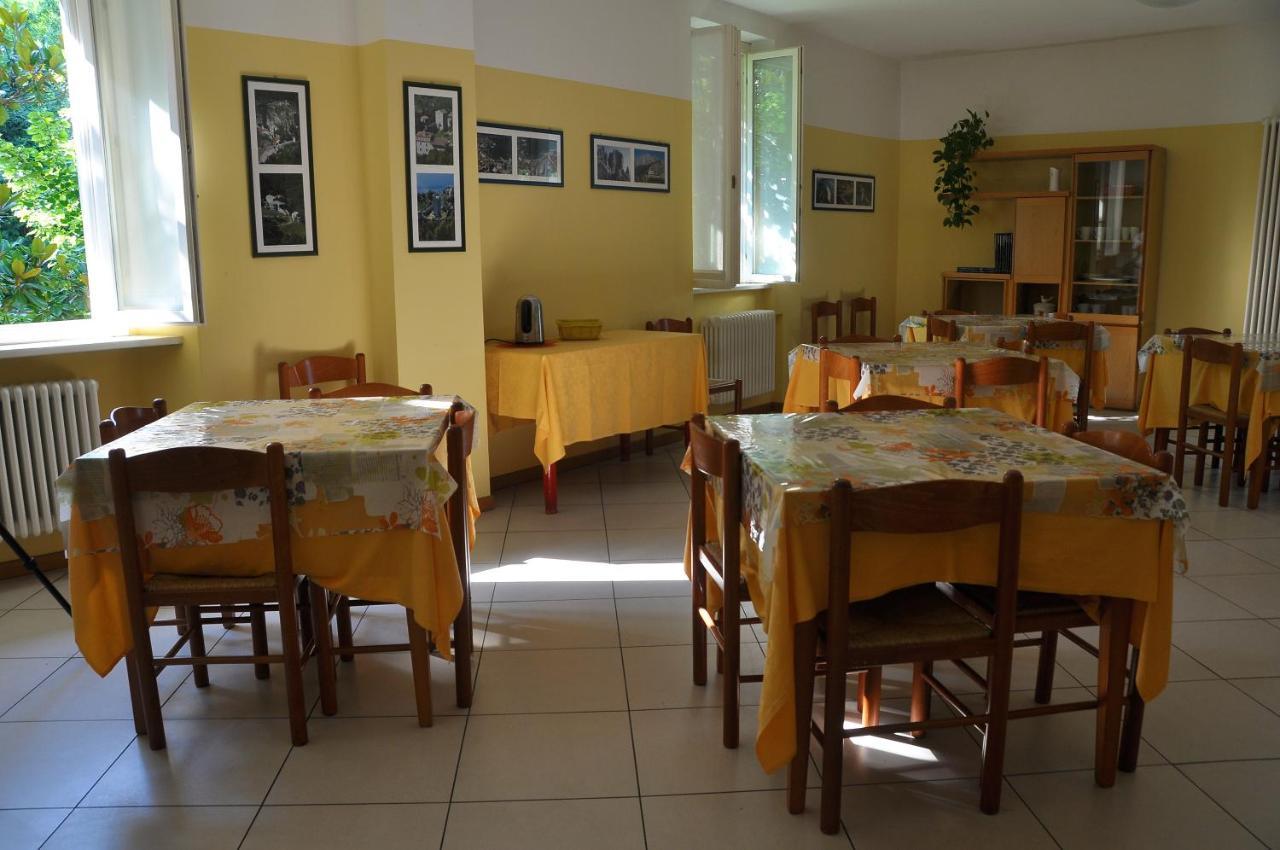 Ostello Residenza Molinatto Oggiono ภายนอก รูปภาพ