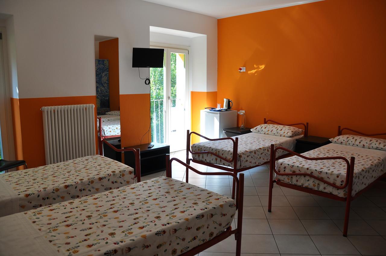 Ostello Residenza Molinatto Oggiono ภายนอก รูปภาพ