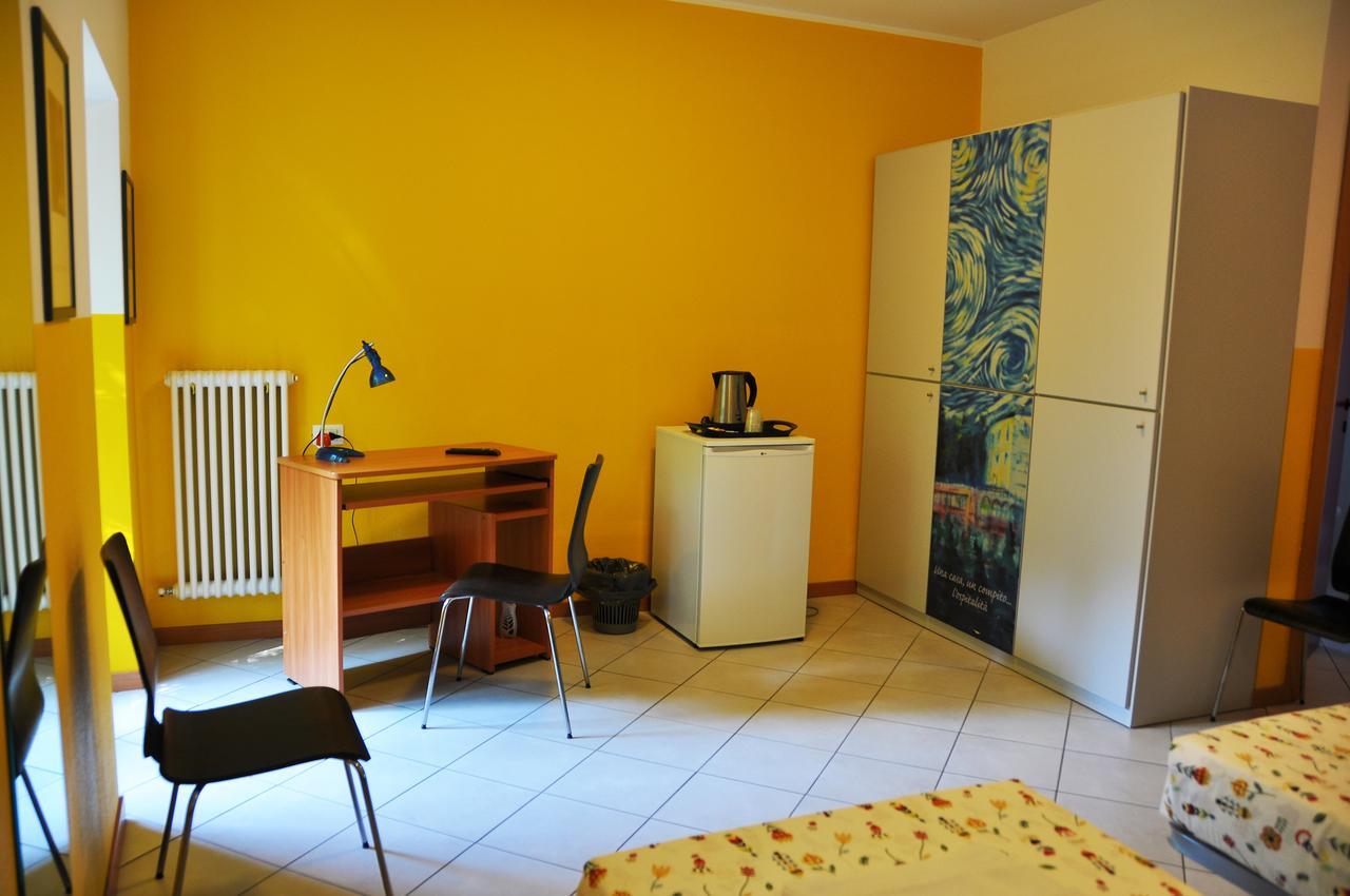 Ostello Residenza Molinatto Oggiono ภายนอก รูปภาพ
