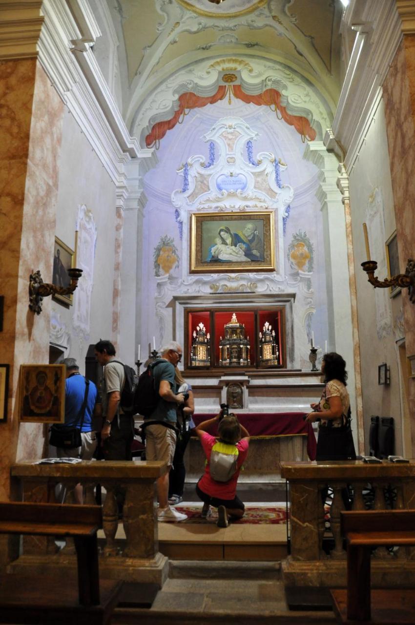 Ostello Residenza Molinatto Oggiono ภายนอก รูปภาพ